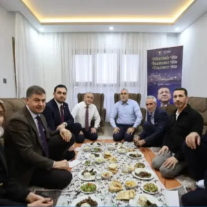 Depremzedenin sofrasında AKP propagandasına EMEP’ten tepki: ‘Depremzedenin acısı siyasete alet edilemez’