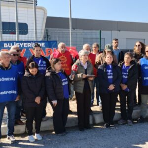 Emek Partisinden grevdeki Temel Conta işçilerine 8 Mart ziyareti: ‘Bu kara düzen kader değil, mücadelemizle değiştireceğiz’