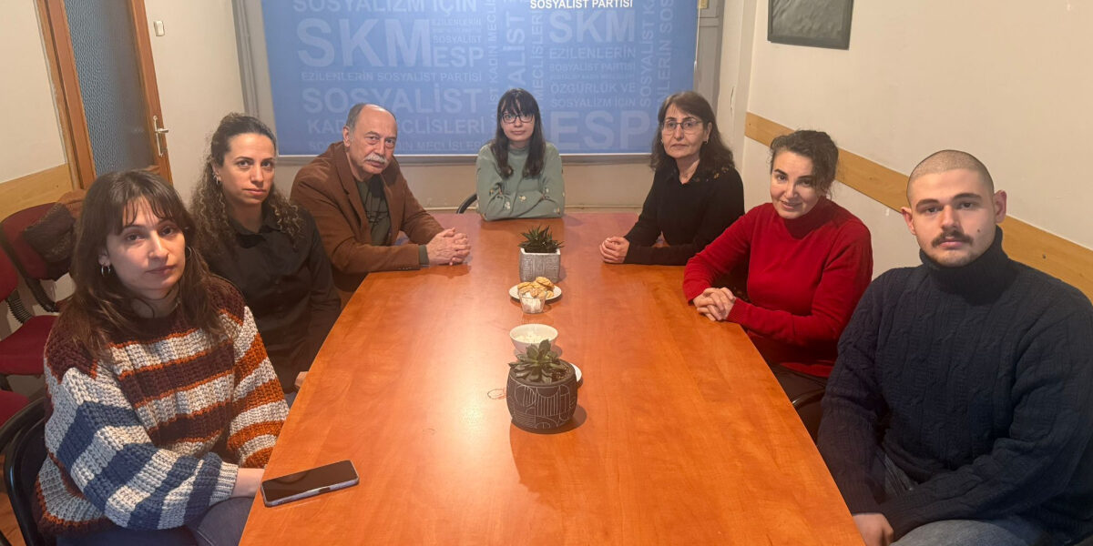 Emek Partisi’nden ESP’ye dayanışma ziyareti: ‘Siyasal özgürlükleri korumak hepimizin görevi’