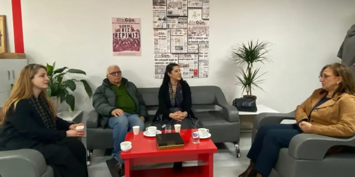 Karaca’dan İsmail Arı için dayanışma çağrısı: Daha fazla bir arada olmaya, dayanışmaya ihtiyacımız var Karaca’dan İsmail Arı için dayanışma çağrısı: Daha fazla bir arada olmaya, dayanışmaya ihtiyacımız var