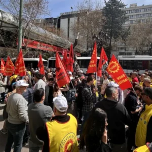 Emek Gençliği’nden ‘Yaşam Nöbeti’ne ziyaret ve boykot çağrısı: Can güvenliği yoksa ders yok, mücadele var