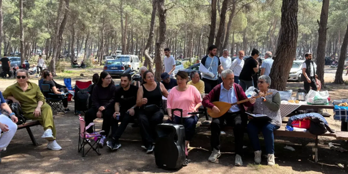 Buca’dan 1 Mayıs öncesi dayanışma pikniği: ‘Alanları taleplerimizle büyütelim’