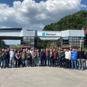 İskender Bayhan’dan Bekaert işçisine ziyaret: ‘Mehmet Şimşek 3 ayı tutturamıyor işveren 3 yıl istiyor’