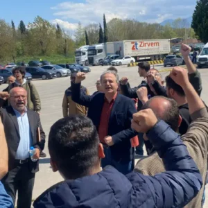 Kayseri’deki Orta Anadolu Mensucatın kapatılması Meclisin gündeminde: 1500 işçi işsiz kalacak Kayseri’deki Orta Anadolu Mensucatın kapatılması Meclisin gündeminde: 1500 işçi işsiz kalacak