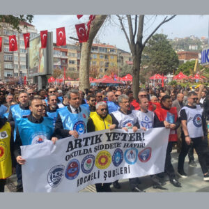 ‘Protesto sınırını aşmak lazım’