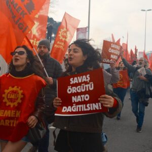 İstanbul’da NATO’ya karşı ses yükseldi: ‘Emperyalist-siyonist saldırganlığa karşı NATO dağıtılsın’