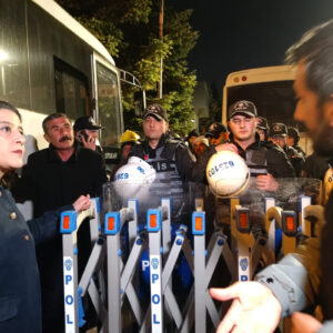 EMEP’li Karaca’dan Doruk Madencilik işçilerine ziyaret: Abluka talimatını kimden aldınız?