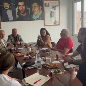 Emek Partisi, uluslararası sendika temsilcileri ve Alman Sol Parti milletvekili ile buluştu