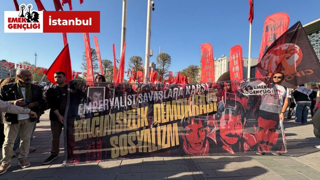 Denizler, 6. Filo'nun denize döküldüğü Dolmabahçe'de anıldı