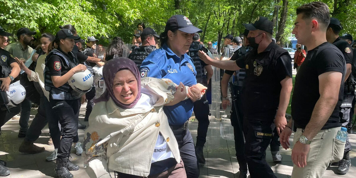 Özel sektör öğretmenlerinin talepleri derhal kabul edilsin!