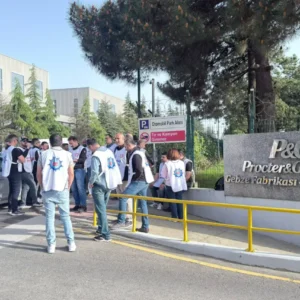 Bayhan’dan Bakan Işıkhan’a P&G sorusu: Grev kırıcılığına ilişkin inceleme başlatıldı mı? Bayhan’dan Bakan Işıkhan’a P&G sorusu: Grev kırıcılığına ilişkin inceleme başlatıldı mı?