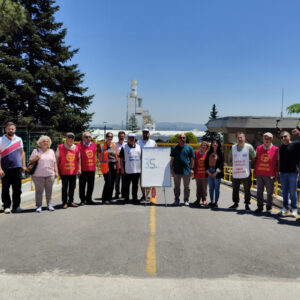 15-16 Haziran’ın yıldönümünde grevde olan P&G işçilerine EMEP’ten ziyaret: ‘Ortak taleplerimiz için genel direniş-genel eylem hattını kurmalıyız’