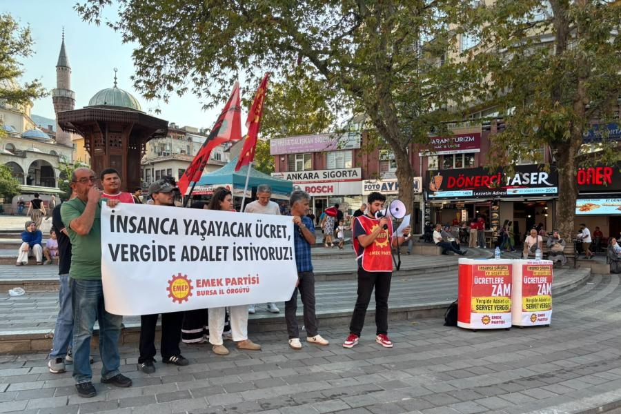 Emek Partisi Bursa İl Örgütü’nden ‘İnsanca yaşanacak ücret, vergide adalet istiyoruz’ kampanyası Emek Partisi Bursa İl Örgütü’nden ‘İnsanca yaşanacak ücret, vergide adalet istiyoruz’ kampanyası