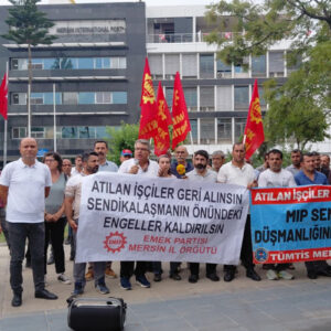 Mersin Limanı’nda 241 gündür direnen işçilere EMEP’ten ziyaret: ‘Bu mücadele tüm işçi sınıfının kazanımı olacak’ Mersin Limanı’nda 241 gündür direnen işçilere EMEP’ten ziyaret: ‘Bu mücadele tüm işçi sınıfının kazanımı olacak’