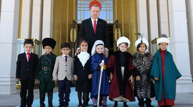 Aile ve çocuklar için gerçek tehdit iktidar politikalarıdır