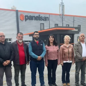 Karaca Panelsan’da direnen işçileri ziyaret etti: ‘Panelsan işçilerinin yanındayız’ Karaca Panelsan’da direnen işçileri ziyaret etti: ‘Panelsan işçilerinin yanındayız’