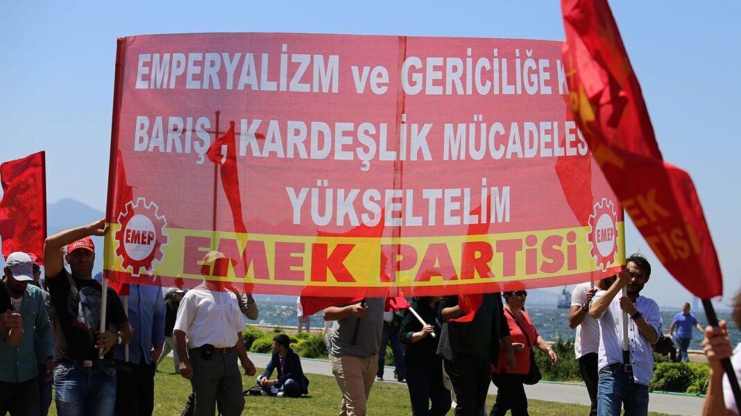 Saray oligarşisine karşı demokratik, laik bir işçi cumhuriyeti için mücadeleye!